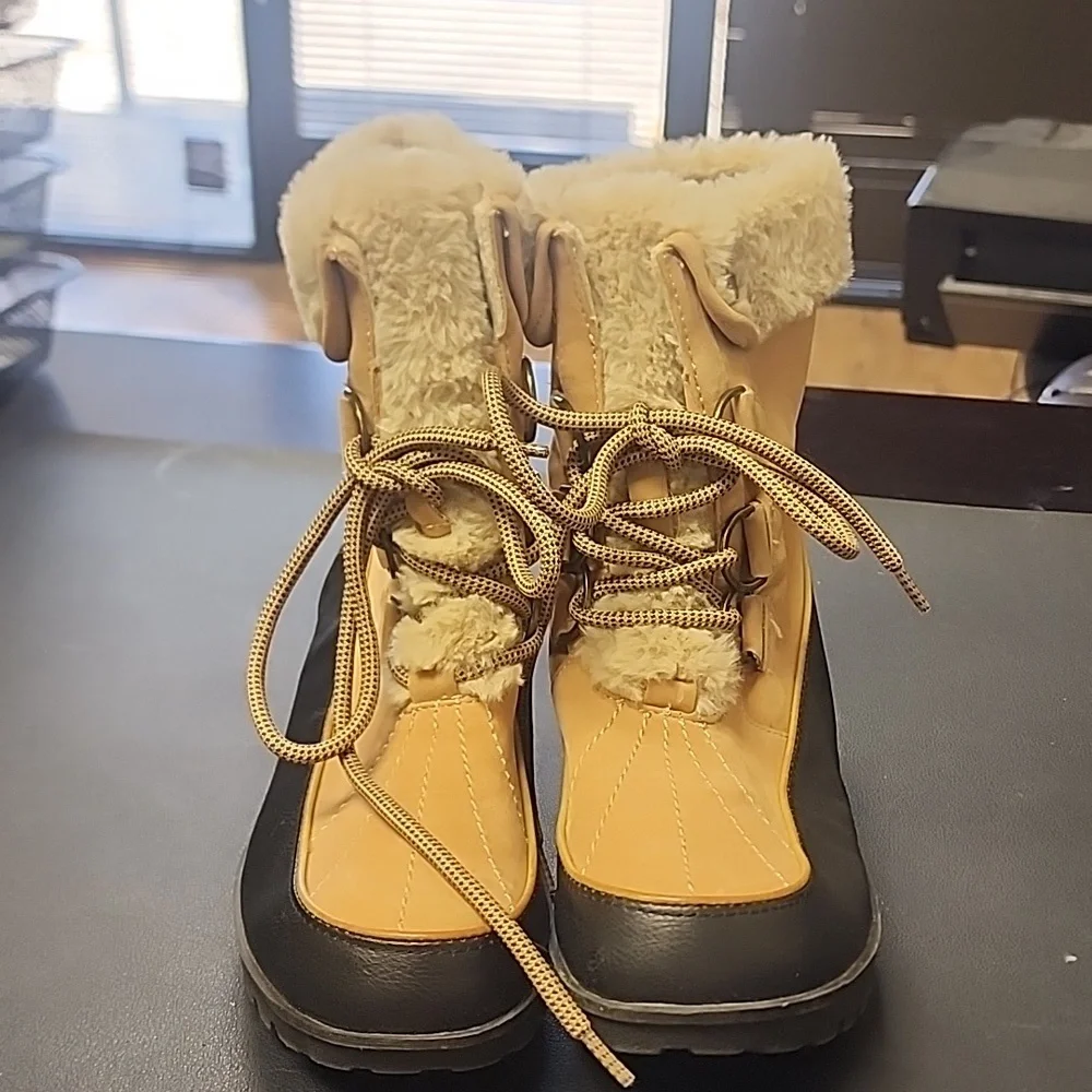 Jambu, Northgate  waterproof women's boots.